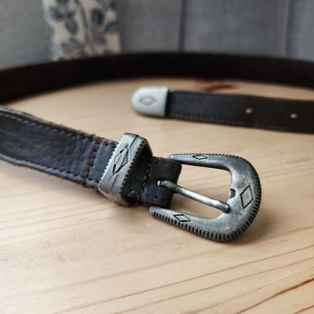 BANANA REPUBLIC 80s English Saddle Leather Belt Western Ranger Silver
